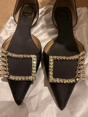 Like new Roger Vivier Wings Eye Buckle Crystals Black Satin Pointed Toe Flats